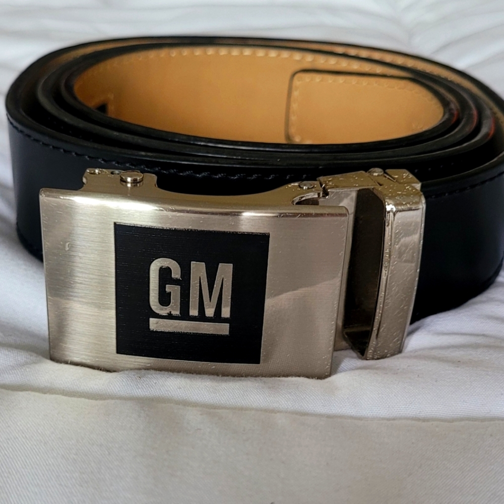 *Authentic RARE Classic black leather series GM logo Nexbelt
